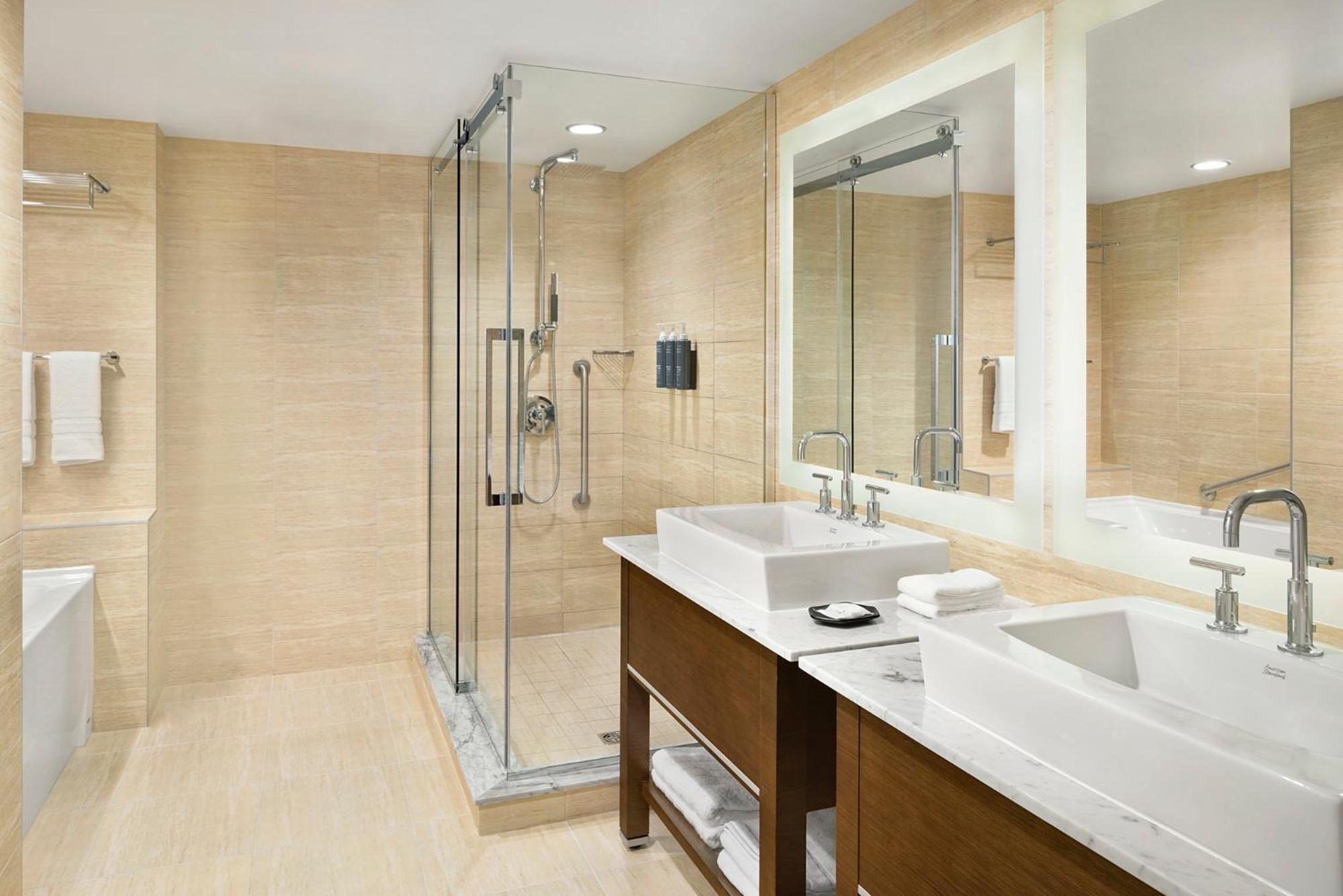 เดอะ เวสทิน วอลล์ เซ็นเตอร์ แวนคูเวอร์แอร์พอร์ต Hotel ริชมอนด์ ภายนอก รูปภาพ