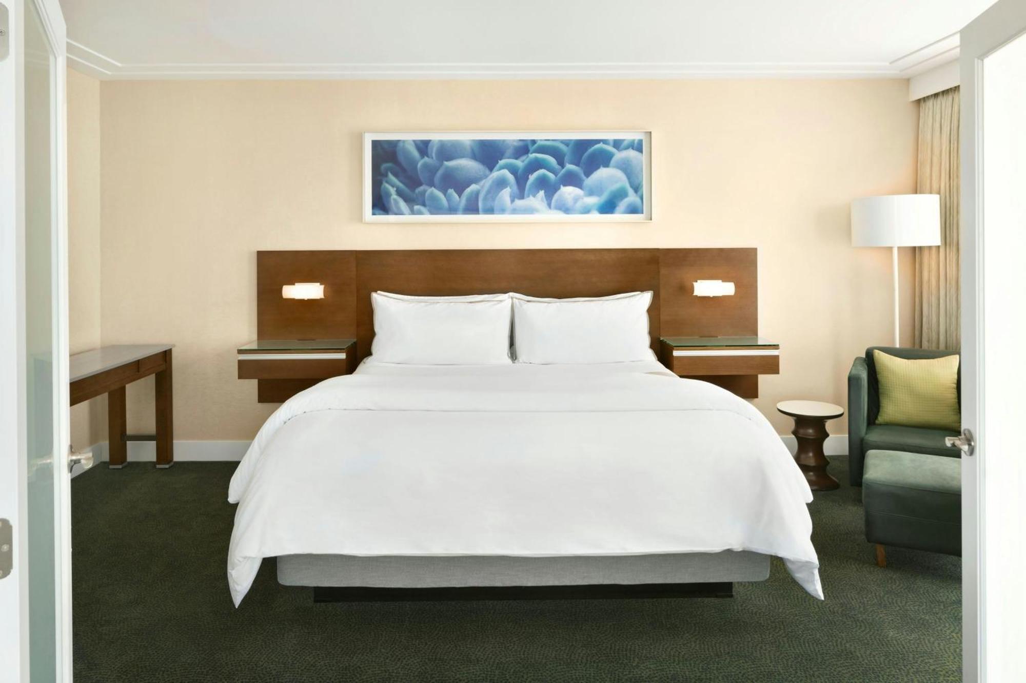 เดอะ เวสทิน วอลล์ เซ็นเตอร์ แวนคูเวอร์แอร์พอร์ต Hotel ริชมอนด์ ภายนอก รูปภาพ